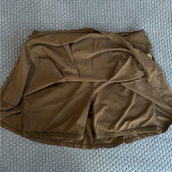 L.L. Bean Women's Sports Skort - Picture 4 of 7